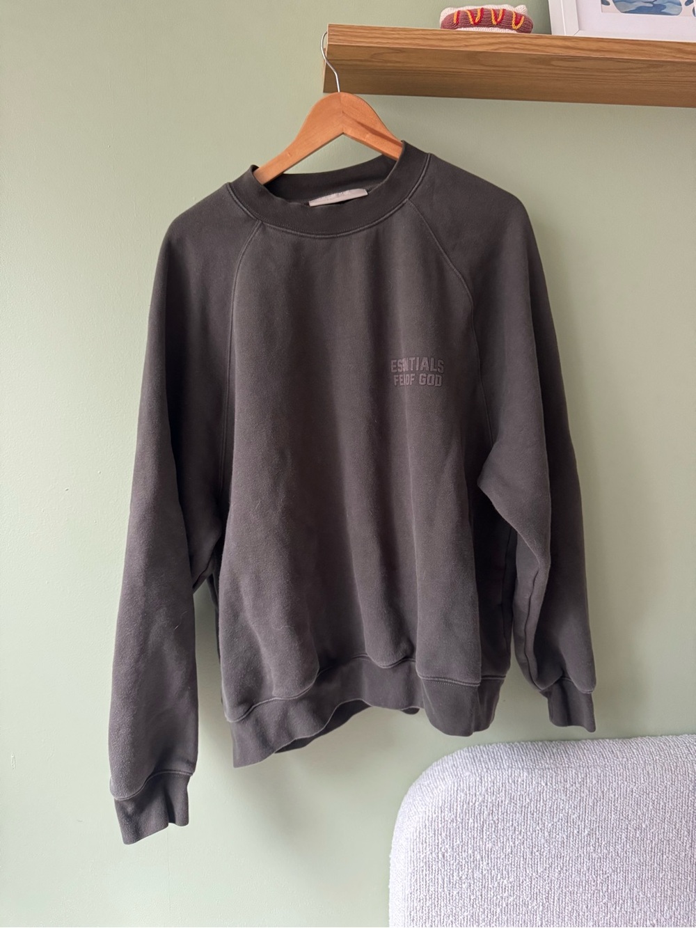 Fear of God Essentials Crewneck Sweatshirt — Charcoal